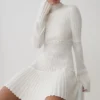 Vestido de punto calado Adena – Marfil Vestido de punto calado Adena – Marfil