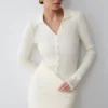 Vestido de punto con botones y manga larga Agness – Marfil Vestido de punto con botones y manga larga Agness – Marfil