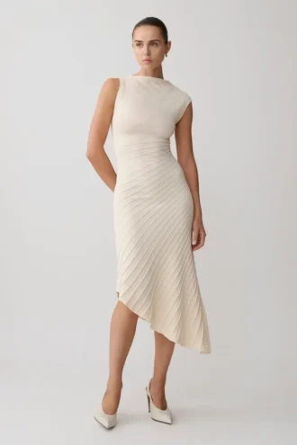 Vestido de punto plisado Milasandra – Marfil