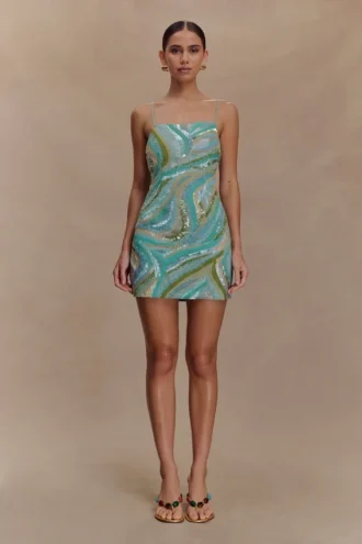 Vestido Eloise con pedrería cosida a mano – Estampado azul en espiral