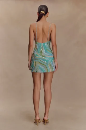 Vestido Eloise con pedrería cosida a mano – Estampado azul en espiral