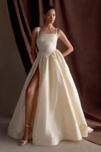 Vestido fruncido Carla – Crema marfil