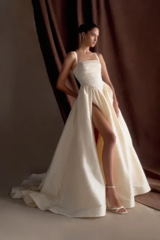 Vestido fruncido Carla – Crema marfil