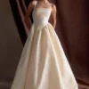 Vestido fruncido Carla – Crema marfil Vestido fruncido Carla – Crema marfil