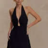 Vestido halter de gasa Malakhai – Negro Vestido halter de gasa Malakhai – Negro
