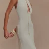 Vestido largo ajustado Beryl con perlas – Marfil Vestido largo ajustado Beryl con perlas – Marfil