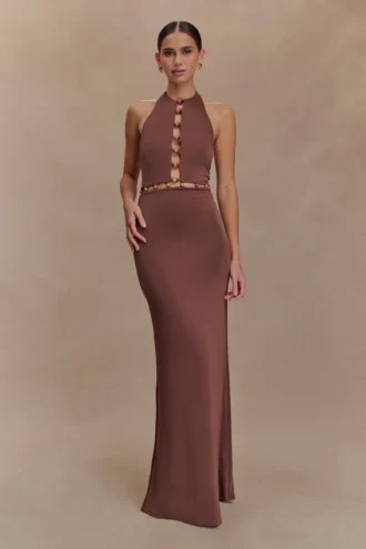 Vestido largo ajustado con pedrería Albion – Chocolate
