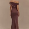 Vestido largo ajustado Kinsley con detalles metálicos – Chocolate Vestido largo ajustado Kinsley con detalles metálicos – Chocolate