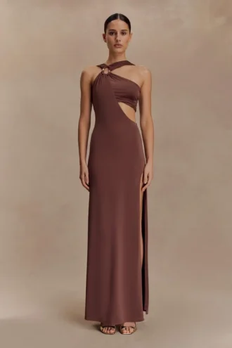 Vestido largo ajustado Lottie con abertura – Chocolate