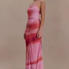 Vestido largo ajustado Roisin – Estampado Pink Sunset Vestido largo ajustado Roisin – Estampado Pink Sunset