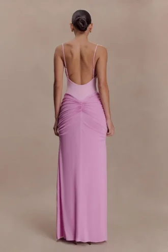 Vestido largo ajustado Roisin – Rosa empolvado
