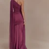 Vestido largo Asher Slinky de un solo hombro – Ciruela neutro