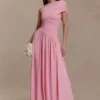 Vestido largo asimétrico Ayeshya – Rosa caramelo Vestido largo asimétrico Ayeshya – Rosa caramelo