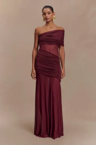 Vestido largo asimétrico de malla Dallas – Burdeos