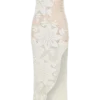 Vestido largo asimétrico Mandie de ganchillo hecho a mano – Blanco Vestido largo asimétrico Mandie de ganchillo hecho a mano – Blanco