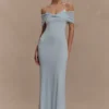 Vestido largo Bernadina con cuello halter de malla y tejido elástico – Azul pálido