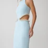 Vestido largo con aberturas y adornos Nicole – Azul pálido
