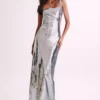 Vestido largo con aberturas y lentejuelas Adoria – Plata