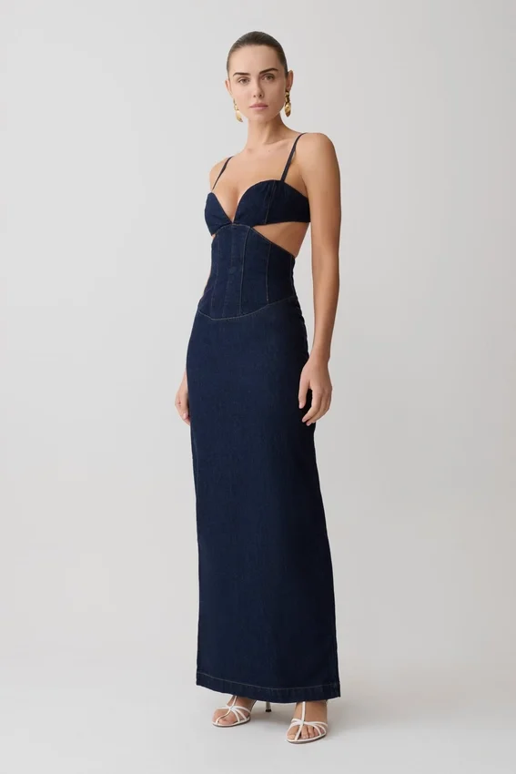 Vestido largo con copas de Denim Amila – Azul índigo Vestido largo con copas de Denim Amila – Azul índigo
