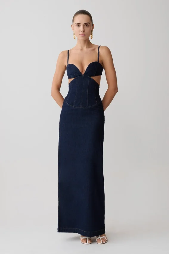 Vestido largo con copas de Denim Amila – Azul índigo Vestido largo con copas de Denim Amila – Azul índigo