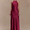 Vestido largo con cuello halter de satén Bella – Caoba Vestido largo con cuello halter de satén Bella – Caoba