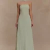 Vestido largo con pañuelo de gasa Caira – Salvia Vestido largo con pañuelo de gasa Caira – Salvia