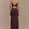 Vestido largo cruzado de punto Reama – Chocolate