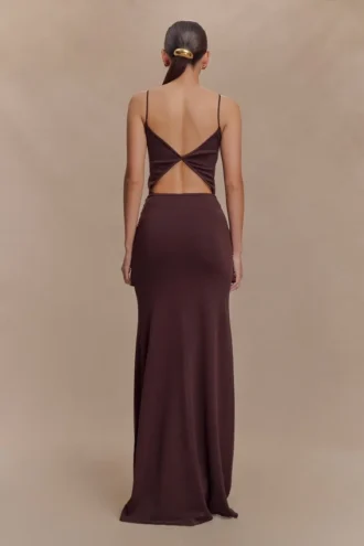 Vestido largo cruzado de punto Reama – Chocolate