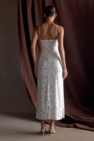 Vestido largo de lentejuelas Makari – Blanco Vestido largo de lentejuelas Makari – Blanco