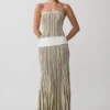 Vestido largo de punto a rayas Joyce – Caqui/Marfil Vestido largo de punto a rayas Joyce – Caqui/Marfil