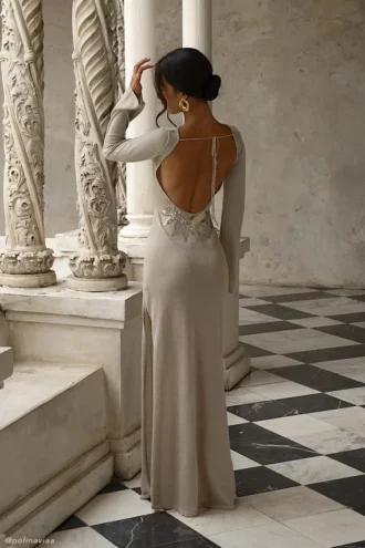 Vestido largo de punto Atticus con lentejuelas – Dorado