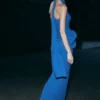 Vestido largo de punto con cuello halter Caprice – Cobalto Vestido largo de punto con cuello halter Caprice – Cobalto