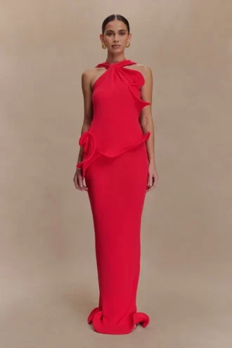 Vestido largo de punto con cuello halter Caprice – Rojo