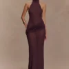 Vestido largo de punto con cuello halter de Reece – Chocolate
