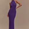 Vestido largo de punto con cuello halter Melodie – Morado Vestido largo de punto con cuello halter Melodie – Morado