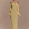 Vestido largo de punto con hombros descubiertos Sandrine – Limón Vestido largo de punto con hombros descubiertos Sandrine – Limón