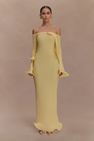 Vestido largo de punto con hombros descubiertos Sandrine – Limón Vestido largo de punto con hombros descubiertos Sandrine – Limón