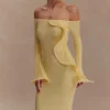 Vestido largo de punto con hombros descubiertos Sandrine – Limón Vestido largo de punto con hombros descubiertos Sandrine – Limón