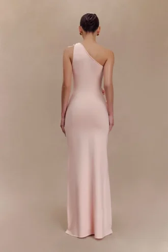 Vestido largo de punto con un solo hombro y estampado floral «Paloma» – Rosa bebé