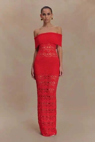 Vestido largo de punto de ganchillo con hombros descubiertos Solstice – Naranja sanguina