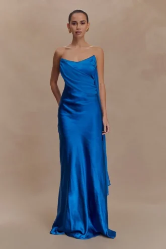 Vestido largo de satén y gasa Carah – Cobalto