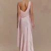 Vestido largo de satén y gasa Carah – Rosa pálido Vestido largo de satén y gasa Carah – Rosa pálido