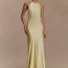 Vestido largo halter de satén Bella – Limón Vestido largo halter de satén Bella – Limón