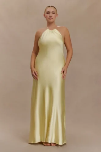 Vestido largo halter de satén Bella – Limón Vestido largo halter de satén Bella – Limón