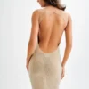 Vestido largo Jasmyn Hot Fix con espalda de malla – Color nude Vestido largo Jasmyn Hot Fix con espalda de malla – Color nude