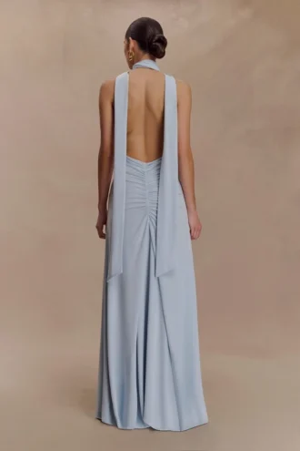 Vestido largo Juliet Slinky con pañuelo – Azul pálido