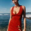 Vestido largo Kaiden con pedrería – Rojo desierto Vestido largo Kaiden con pedrería – Rojo desierto