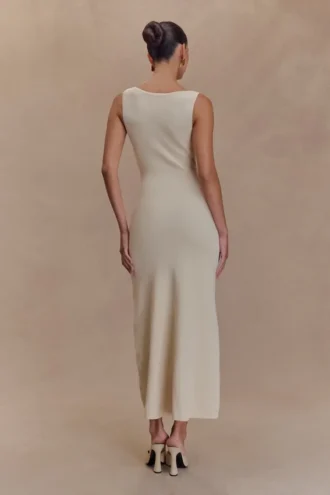 Vestido largo sin mangas con botones de Sawyer – Marfil