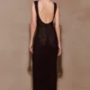 Vestido largo sin mangas con diamantes de imitación Samara – Negro Vestido largo sin mangas con diamantes de imitación Samara – Negro
