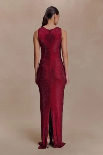 Vestido largo sin mangas con pedrería Magnolia – Burdeos